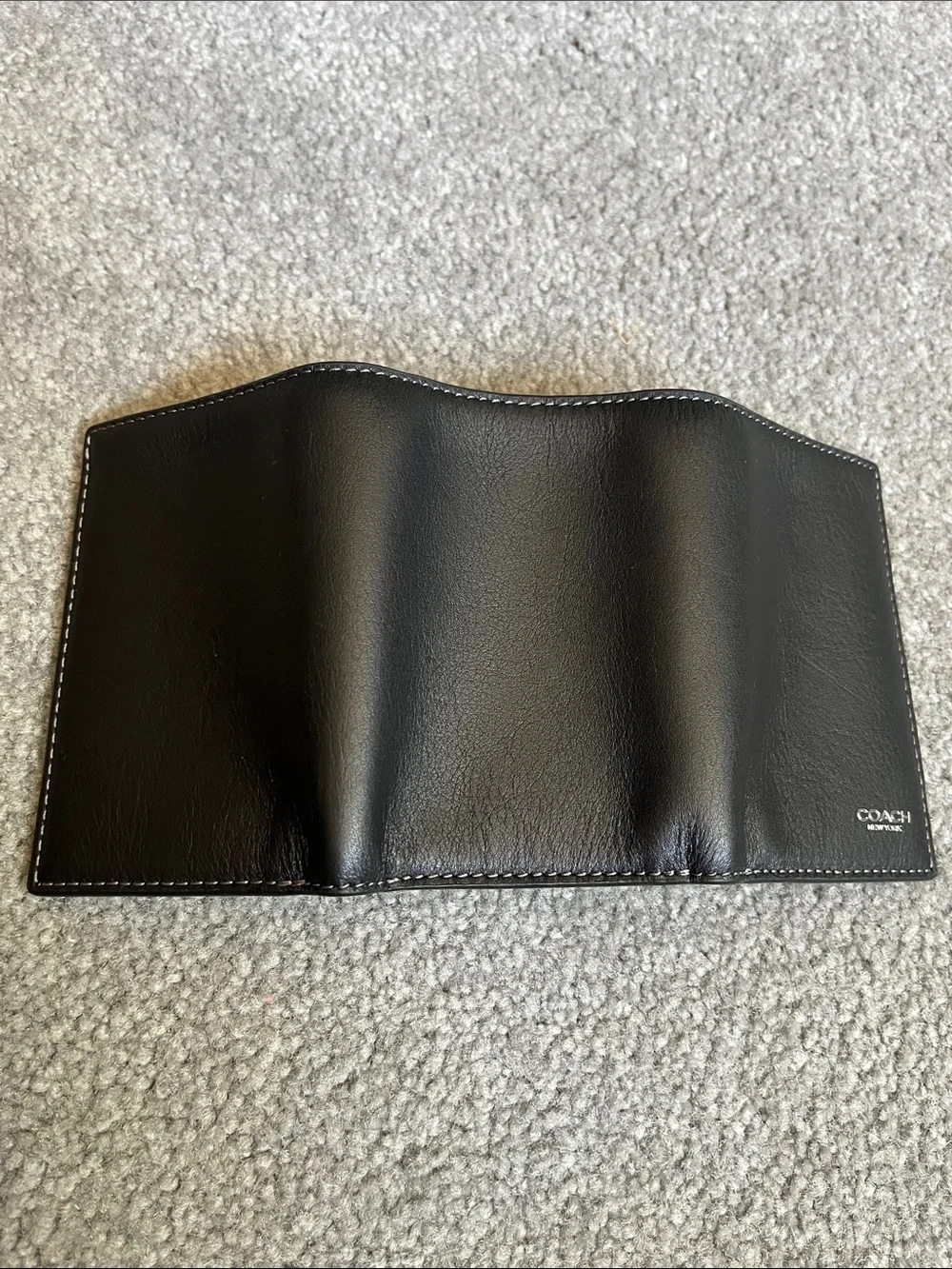 Coach Men’s Black Leather Card & Key Holder with Logo